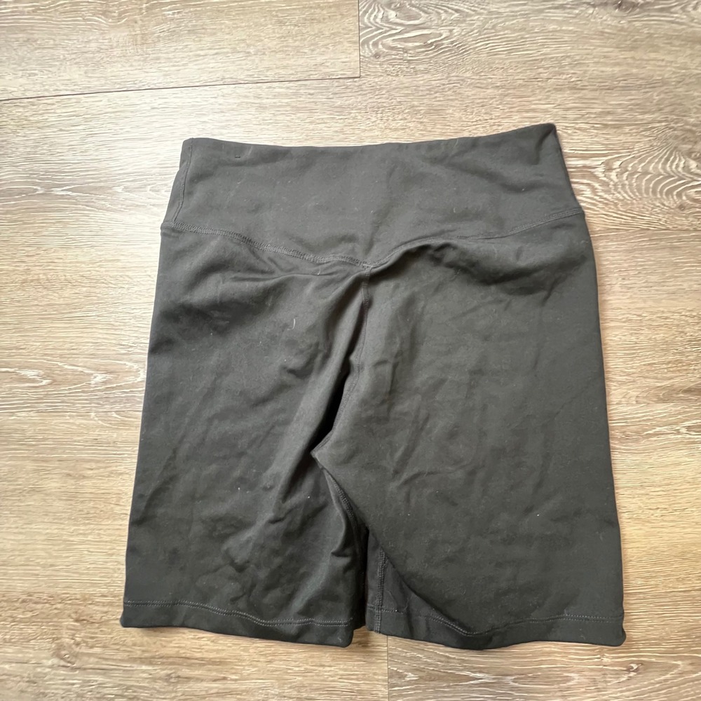Nike Biker Shorts Womens Medium Black Dri-FIT High Waisted Compression Gym - Picture 4 of 10